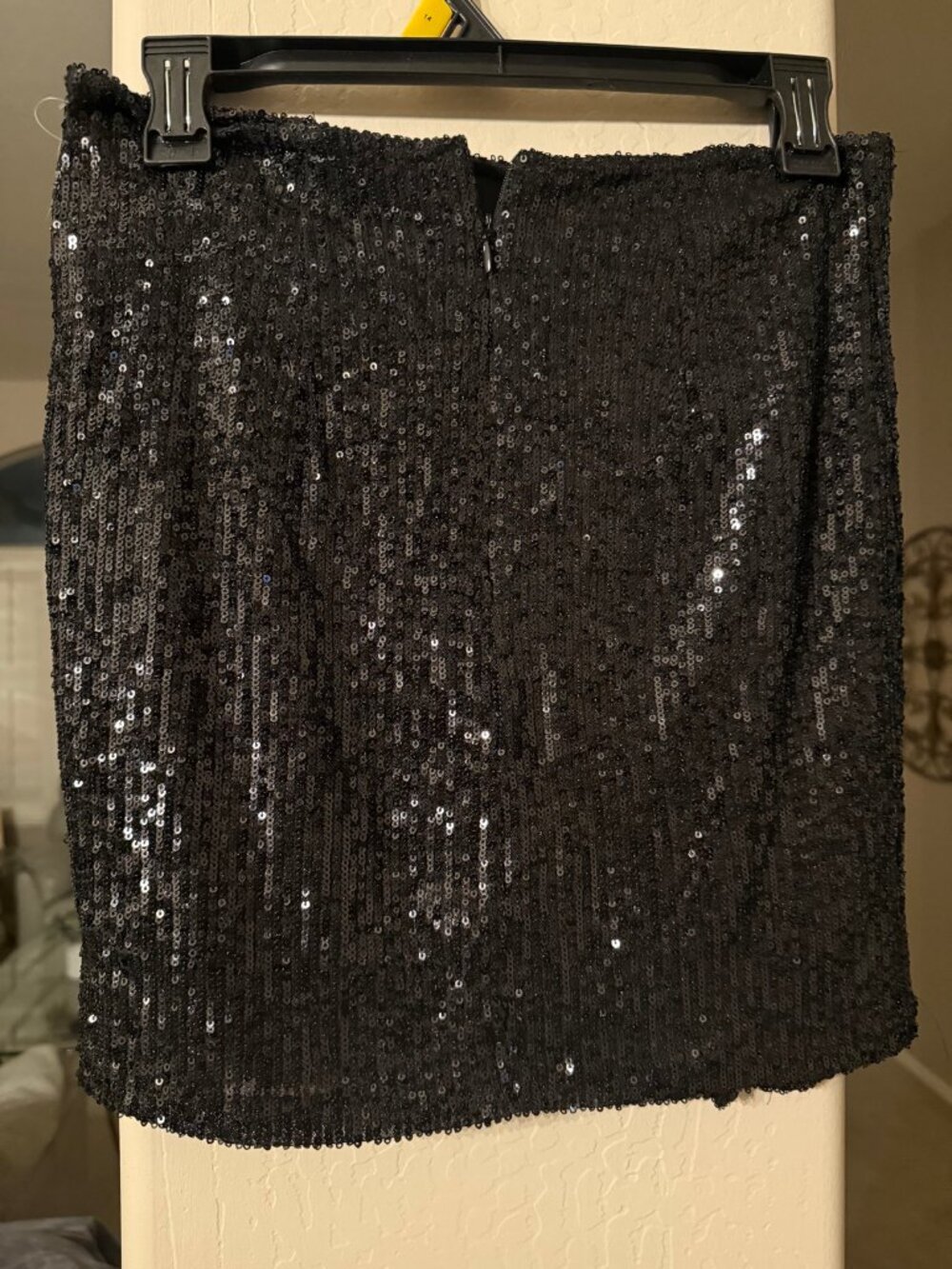 NWT Love on a Hanger Black Sequin Mini Skirt Size 7